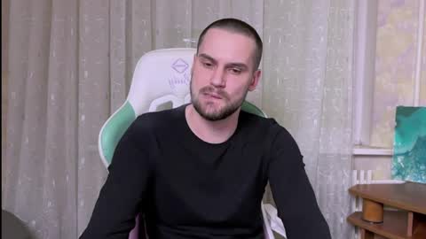 Snapshot of cari_2you chatting on 28, 4, 2026 Cari online show from 28, 4, 2026