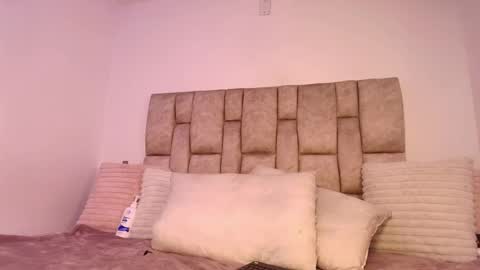Snapshot of carina_lopezres chatting on 1, 7, 2026 carina_lopezres online show from 1, 7, 2026