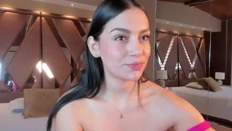 Carina online show from 11, 11, 2025