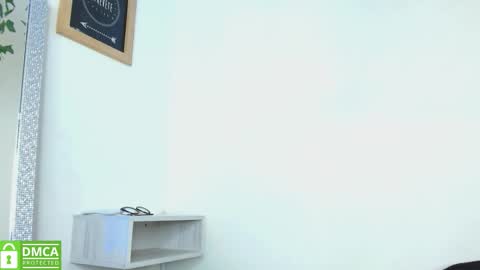 Snapshot of carla_beer chatting on 5, 11, 2025 Carla online show from 5, 11, 2025