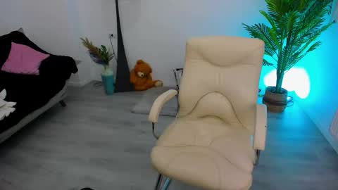 carla_shine online show from 14, 1, 2026