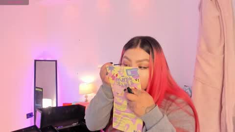 Snapshot of carla_wet18 chatting on 8, 11, 2025 Carla Wet18 online show from 8, 11, 2025