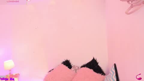 Snapshot of carla_wet18 chatting on 21, 11, 2025 Carla Wet18 online show from 21, 11, 2025