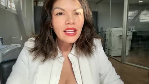 Snapshot of carlaconnortv chatting on 23, 9, 2025 Carla Connor online show from 23, 9, 2025