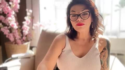 Snapshot of carlaconnortv chatting on 6, 10, 2025 Carla Connor online show from 6, 10, 2025