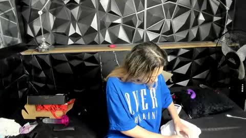 carlamarrinson online show from 16, 12, 2024