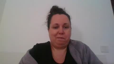 Snapshot of carlaruth chatting on 24, 11, 2025 Carlaruth online show from 24, 11, 2025