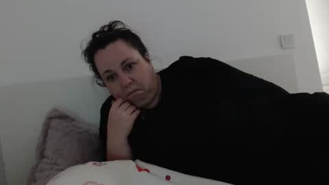 Carlaruth online show from 5, 1, 2026