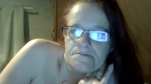 Snapshot of carleeswoman08 chatting on 3, 2, 2026 carleeswoman08 online show from 3, 2, 2026