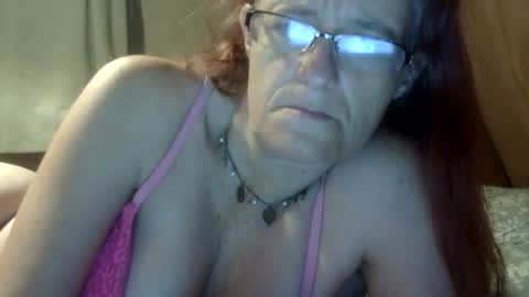 Snapshot of carleeswoman08 chatting on 29, 4, 2026 carleeswoman08 online show from 29, 4, 2026