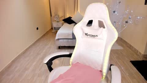 Alejandra online show from 22, 12, 2024