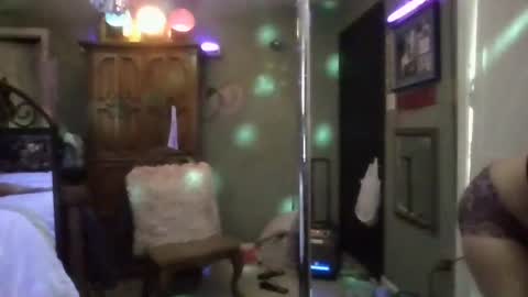 Snapshot of carleydenza83 chatting on 12, 4, 2026 carleydenza83 online show from 12, 4, 2026