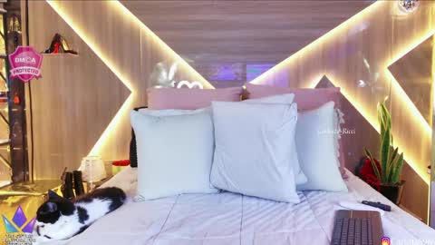 Snapshot of carlotta_ricci chatting on 20, 4, 2026 Carla Carla I am sensual goddes and i was born for loveworshipping and enjoyment. online show from 20, 4, 2026