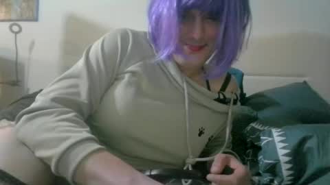 Snapshot of carlsgood chatting on 12, 4, 2026 Samantha Foxey online show from 12, 4, 2026