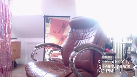 Snapshot of carlypearls chatting on 19, 3, 2026 Carly Pearls online show from 19, 3, 2026