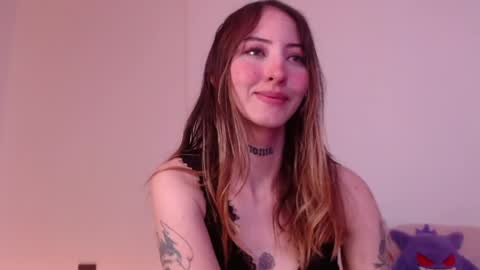 Snapshot of carmennrusso chatting on 2, 5, 2026 carmennrusso online show from 2, 5, 2026