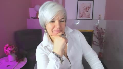 Carmen online show from 15, 4, 2026