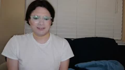 Snapshot of carnalflower95 chatting on 14, 6, 2026 Brooke online show from 14, 6, 2026