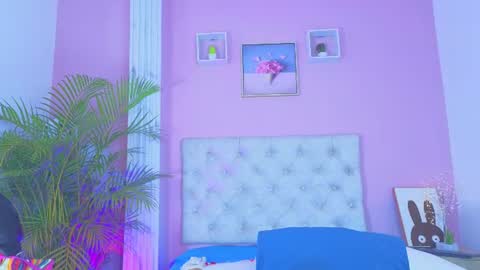 caro_lovings online show from 12, 7, 2026