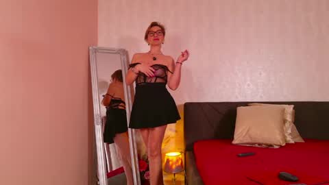 Snapshot of carojhones chatting on 6, 5, 2026 CaroJhones online show from 6, 5, 2026