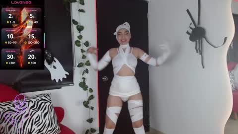 Caroline online show from 29, 10, 2025