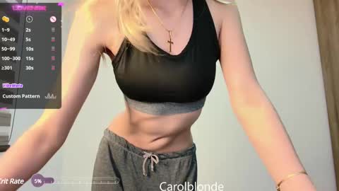 Snapshot of carolblonde chatting on 27, 2, 2025 Char online show from 27, 2, 2025