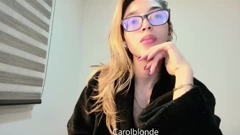 Snapshot of carolblonde chatting on 2, 3, 2025 Char online show from 2, 3, 2025