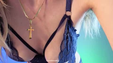 Snapshot of carolblonde chatting on 5, 10, 2025 Char online show from 5, 10, 2025