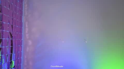 Snapshot of carolblonde chatting on 28, 10, 2025 Char online show from 28, 10, 2025