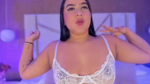 Snapshot of carolinaa_suarez chatting on 18, 9, 2025 carolinaa_suarez online show from 18, 9, 2025