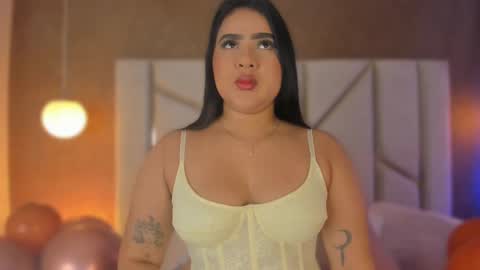 Snapshot of carolinaa_suarez chatting on 9, 10, 2025 carolinaa_suarez online show from 9, 10, 2025