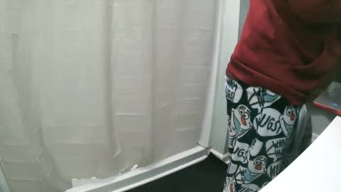 carolinaboy01 online show from 8, 3, 2025