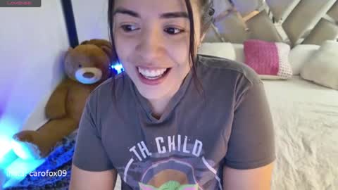 Snapshot of carolinafox_ chatting on 7, 7, 2026 caroline online show from 7, 7, 2026