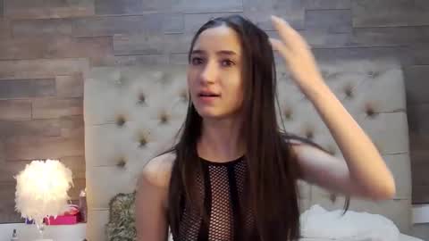 Snapshot of carolinahart chatting on 12, 10, 2025 carolinahart online show from 12, 10, 2025