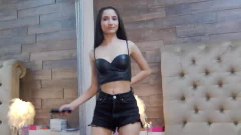 Snapshot of carolinahart chatting on 26, 11, 2025 carolinahart online show from 26, 11, 2025