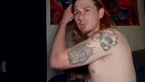 Snapshot of carolinajuggalo17 chatting on 17, 4, 2026 carolinajuggalo17 online show from 17, 4, 2026