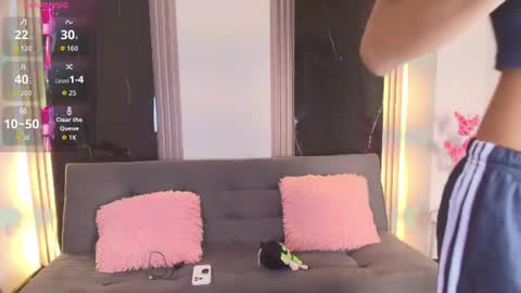 Snapshot of caroline_foster1 chatting on 19, 6, 2026 caroline_foster1 online show from 19, 6, 2026