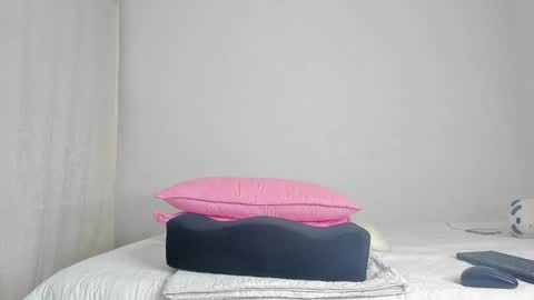 Caroline Tovar   Lovense is active my orgasms in your hands Give me more pleasure and make me cum online show from 8, 12, 2024