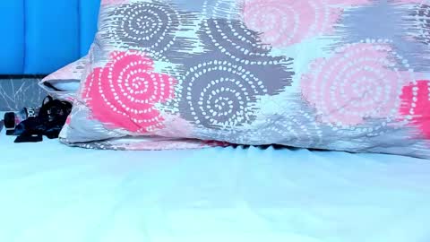 Snapshot of carolineegarcia chatting on 10, 1, 2025 CarolineeGarcia online show from 10, 1, 2025