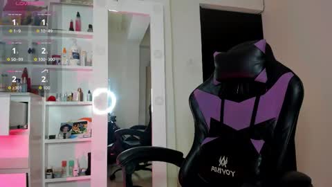 CarolineeGarcia online show from 27, 11, 2025