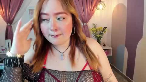 Snapshot of carolineevanss1 chatting on 27, 9, 2025 Carolinee online show from 27, 9, 2025