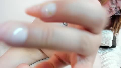 Snapshot of carolineevanss1 chatting on 10, 10, 2025 Carolinee online show from 10, 10, 2025