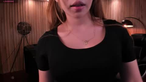 Caro online show from 28, 11, 2025