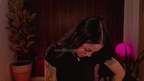 Snapshot of carolinerousev chatting on 25, 4, 2026 carol online show from 25, 4, 2026