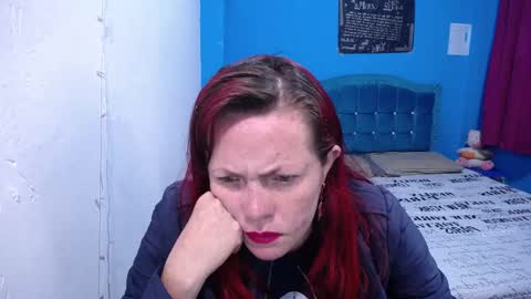 Snapshot of carolinhe_ chatting on 17, 2, 2026 Carolinhe online show from 17, 2, 2026