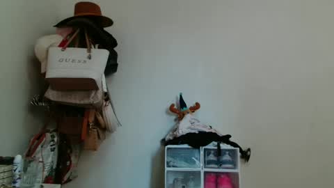 caroo0615 online show from 30, 3, 2026