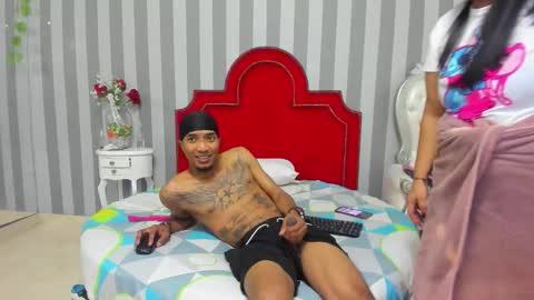 Snapshot of caroyandy chatting on 3, 2, 2026 caroyandy online show from 3, 2, 2026