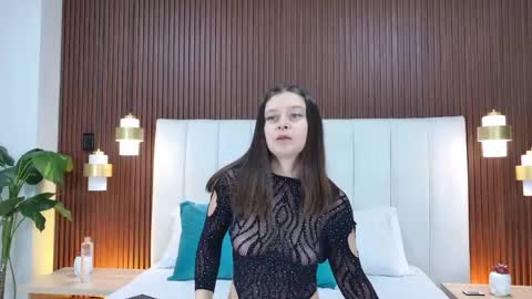 Snapshot of carrie_gb chatting on 22, 4, 2026 carrie online show from 22, 4, 2026