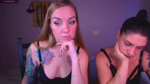 Snapshot of carrie_moonshine chatting on 20, 10, 2025 Carrie online show from 20, 10, 2025
