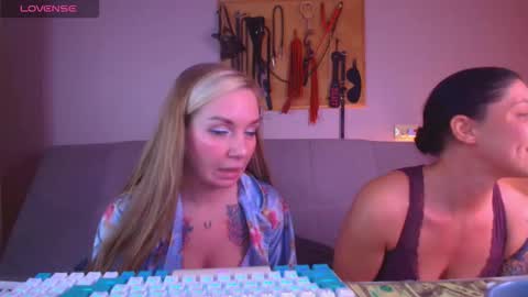 Snapshot of carrie_moonshine chatting on 26, 2, 2026 Carrie online show from 26, 2, 2026